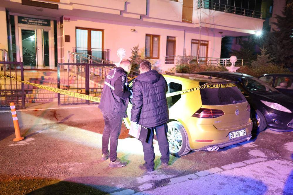 Pusu kurup eski eşini 13 yerinden bıçaklamıştı! Polis kelepçeyi taktı 1